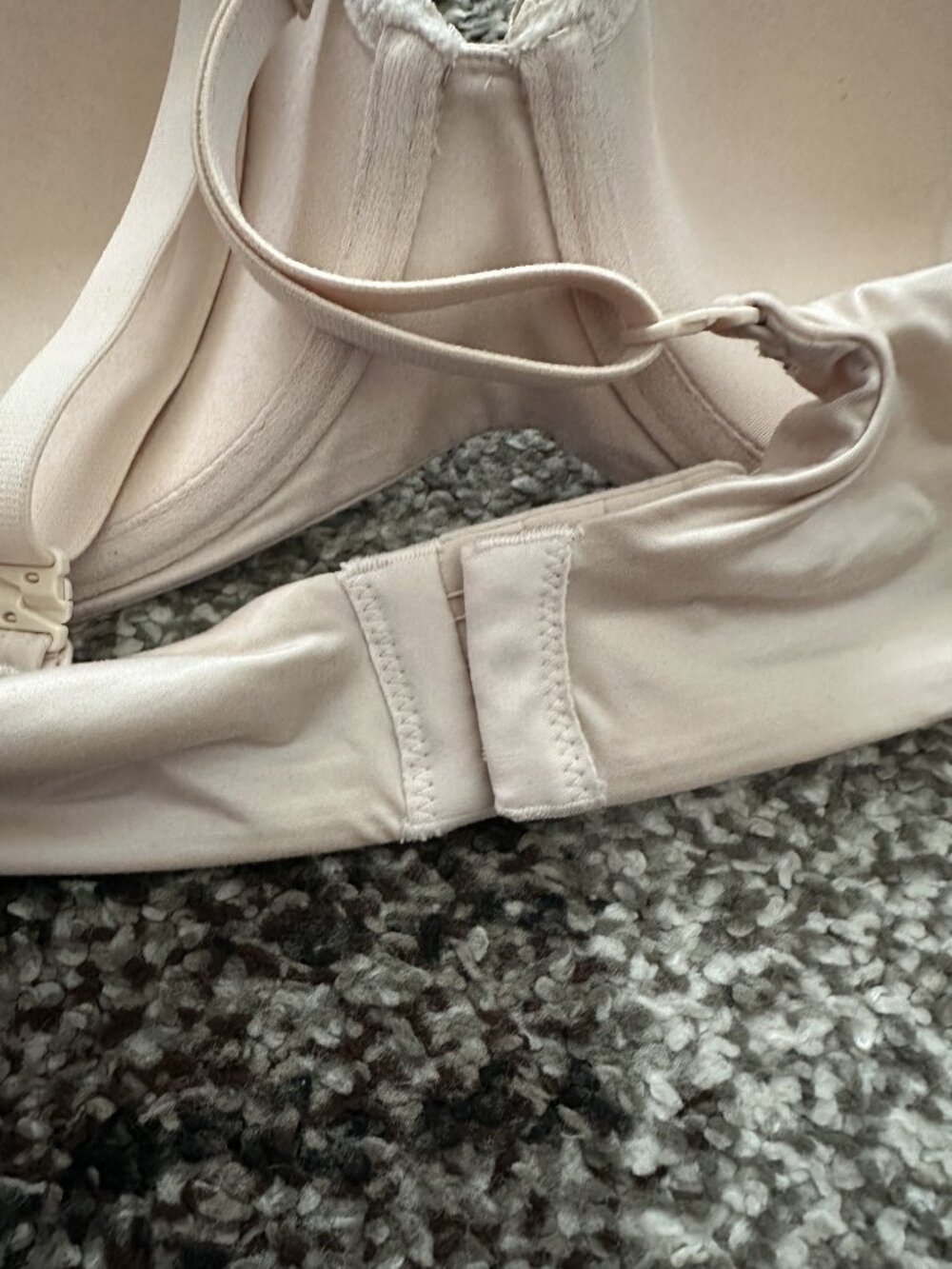 VICTORIA'S SECRET (38D) Nude Body By Victoria Lined Demi Bra Champagne Marzipan - Picture 6 of 13